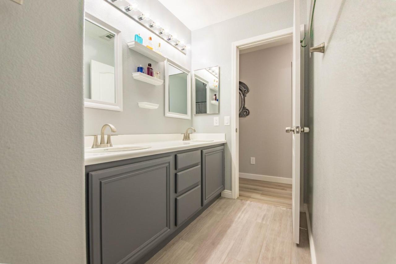 Gorgeous Las Vegas Home With Rv Parking Εξωτερικό φωτογραφία
